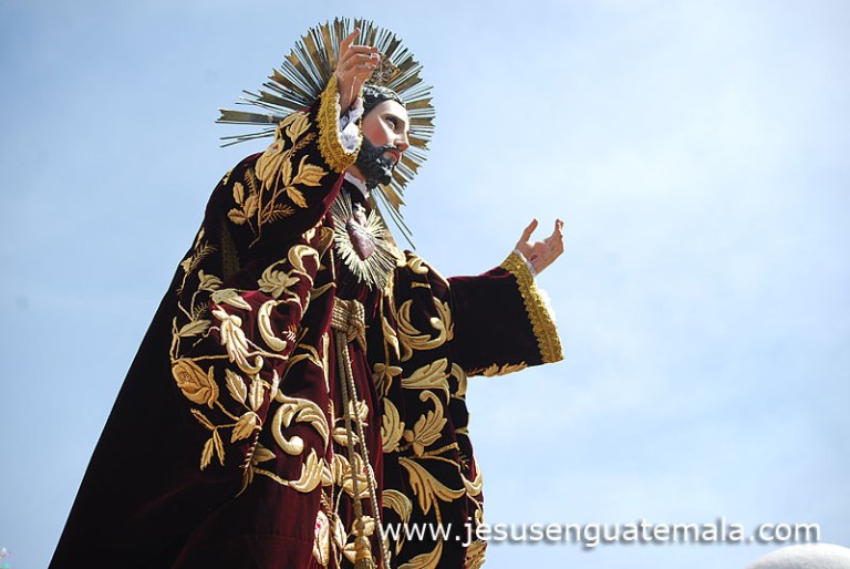 SAGRADO CORAZON 13