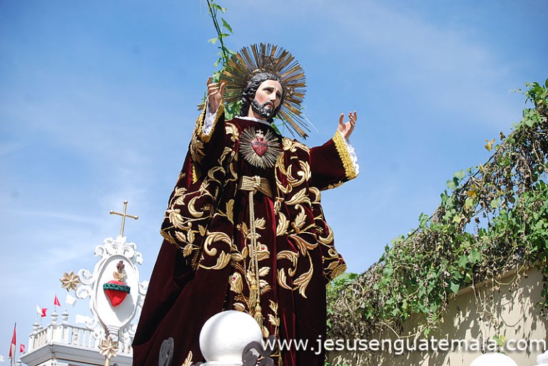 SAGRADO CORAZON 16