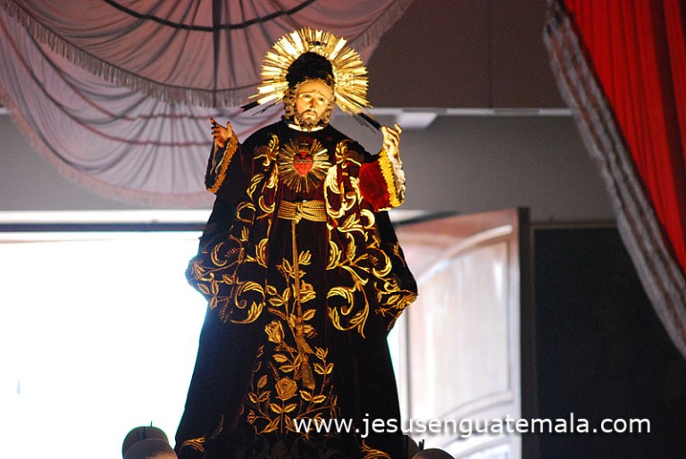 SAGRADO CORAZON 51