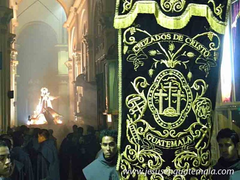 Velacion Virgen del Calvario 2009 (1) copy