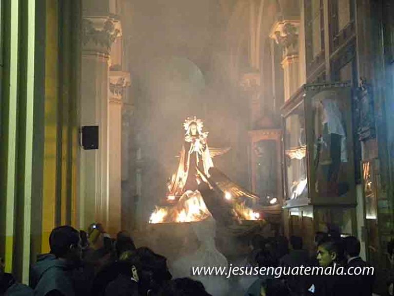 Velacion Virgen del Calvario 2009 (2) copy