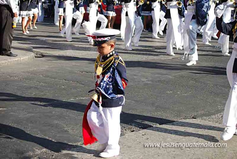 Procesion Virgen del Rosario 011 copy