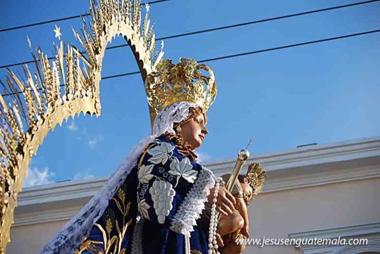 Procesion Virgen del Rosario 048 copy