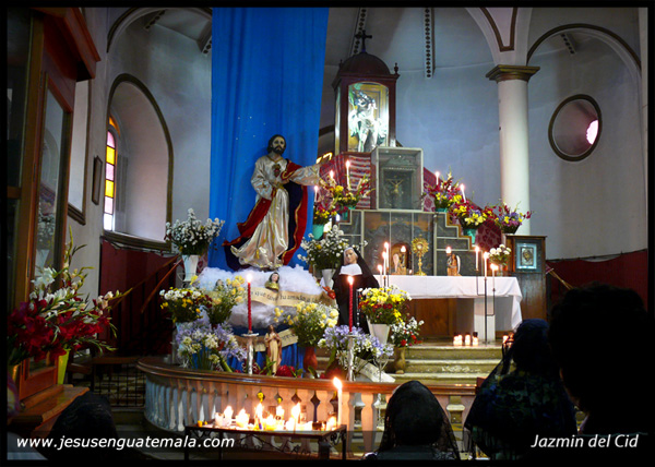 corazon jesus palin 15