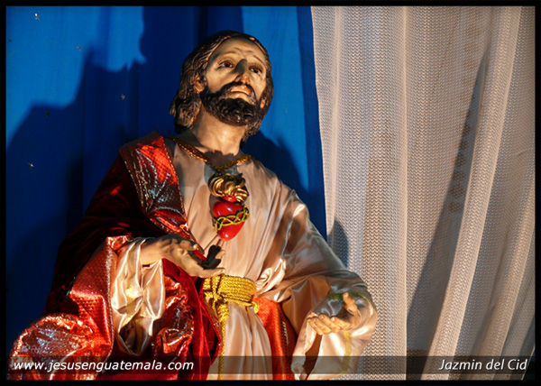 corazon jesus palin 20