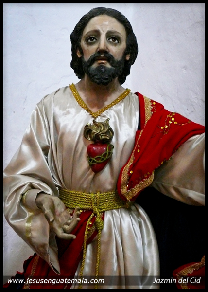 corazon jesus palin 5