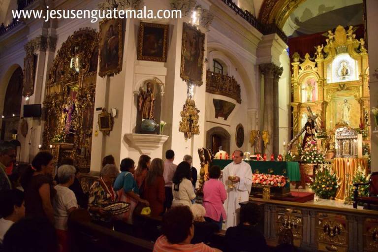 10592666_780051728727588_767371233697602072_n