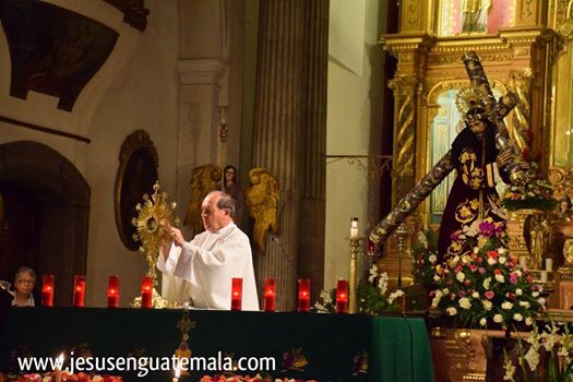 10592794_780051685394259_2604131467383748665_n