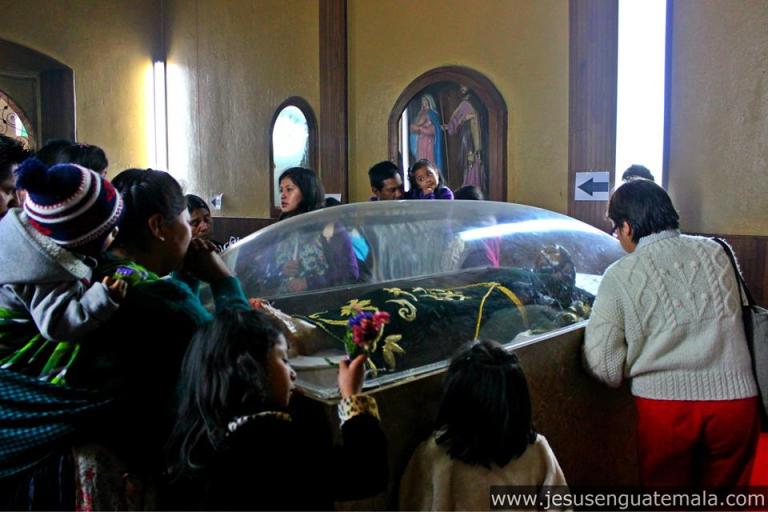 11004047_10203737399787721_992317008_n