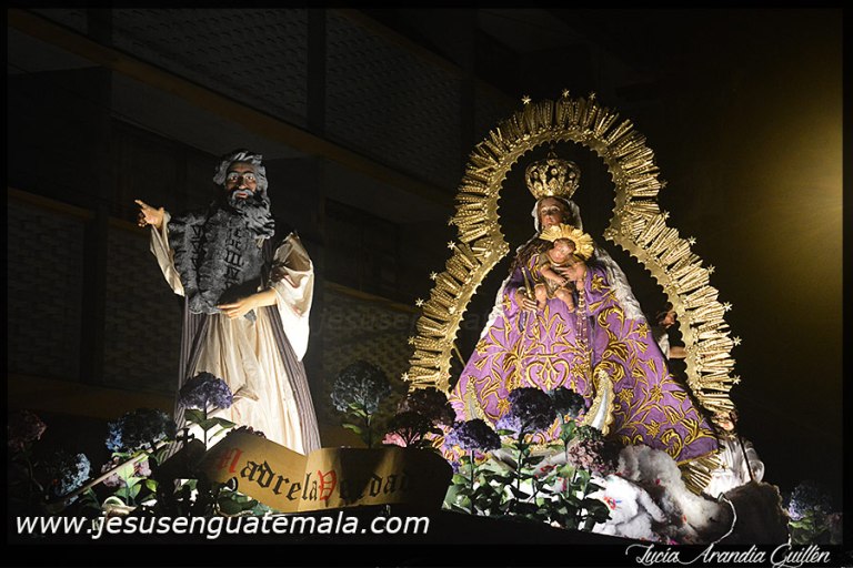 virgendelrosario15 04