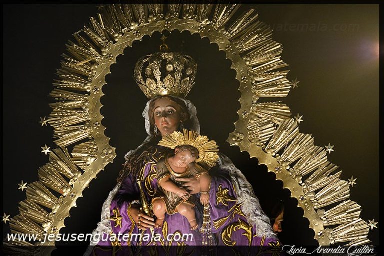 virgendelrosario15 05