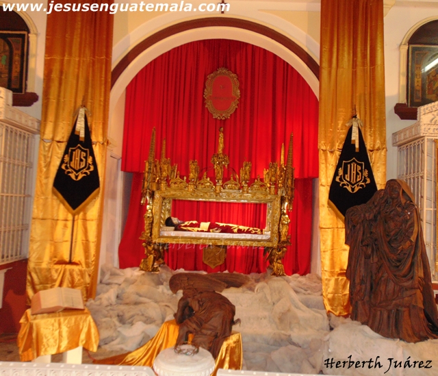 velacic3b3n sepultado de la paz mazate 16