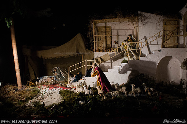 nacimiento familia echeverrc3ada 4j